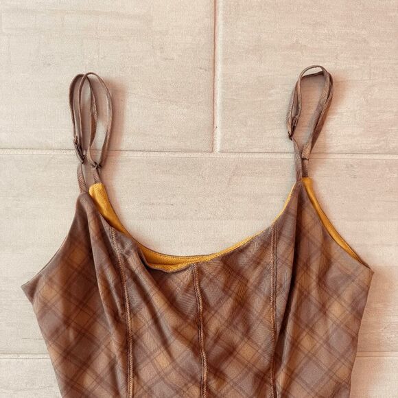Urban Outfitters Brown Plaid Mesh Camisole Top Ruffled Peplum Hem Sorset-style M - Picture 6 of 7